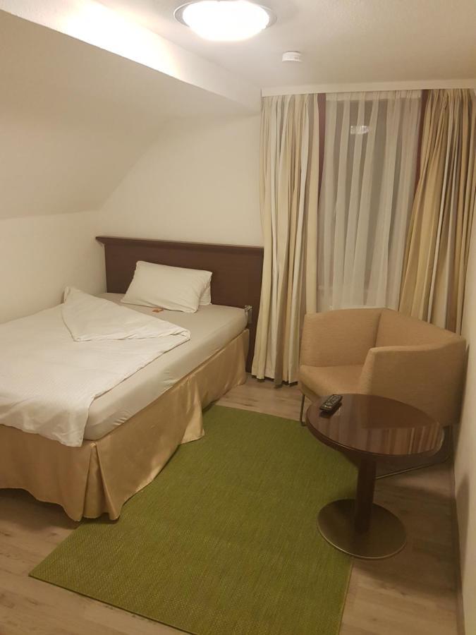 Hotel Pension Bluechersruh Bad Berneck im Fichtelgebirge Rom bilde